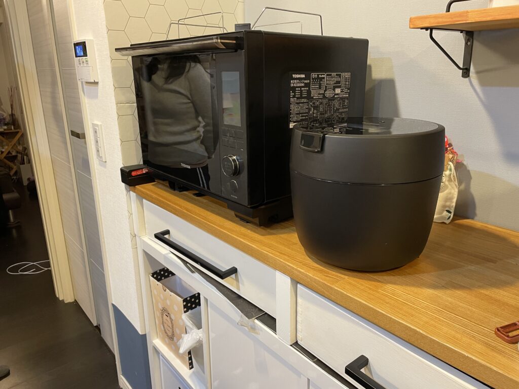 パナソニック圧力炊飯器SR-CR10A　　キッチン画像