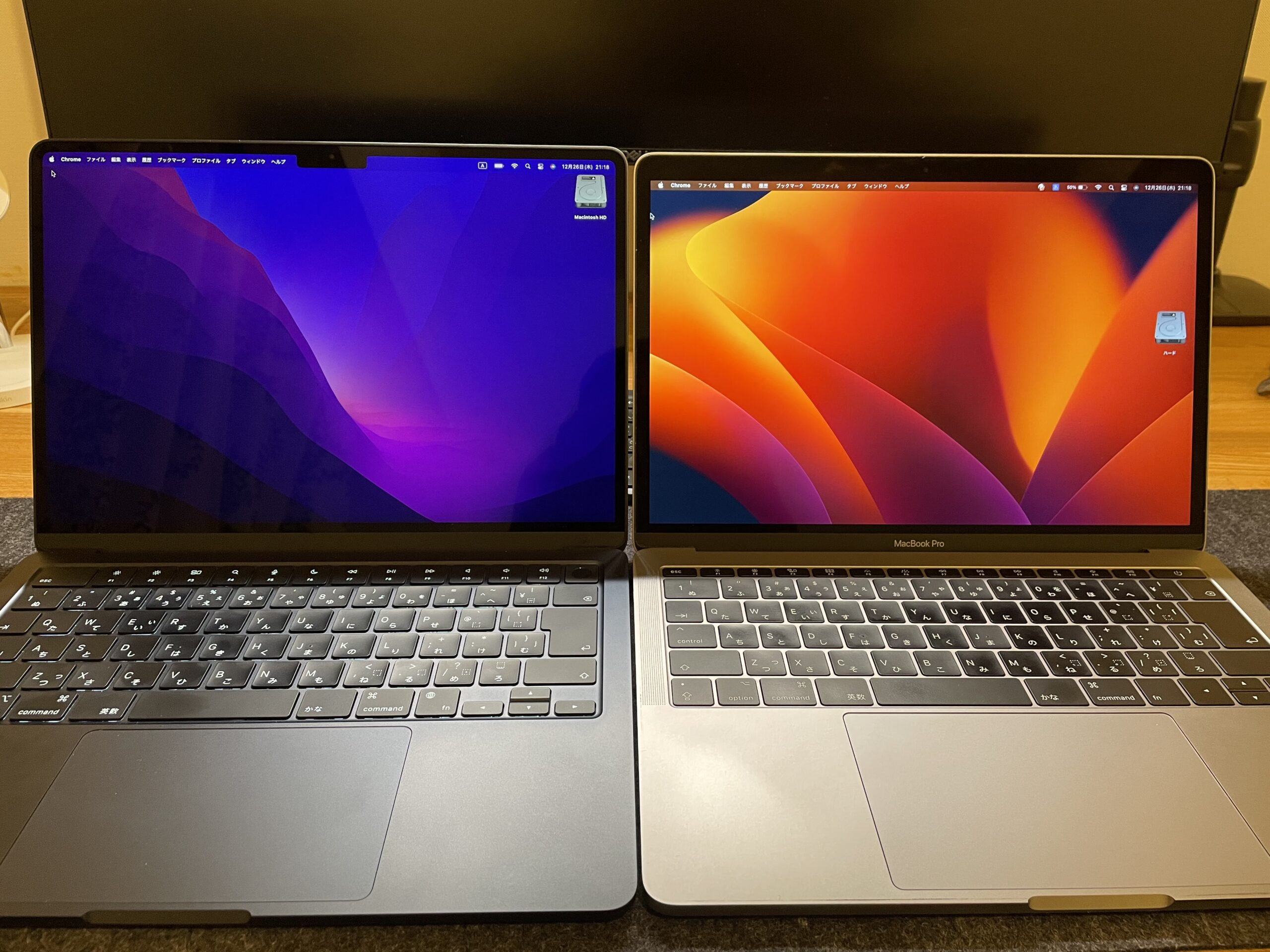 2017インテルMacBook Proの（右）と2024M3 MacBook Airの（左）