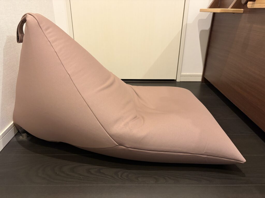 ハナロロ　ポトラ　リクライニング状態