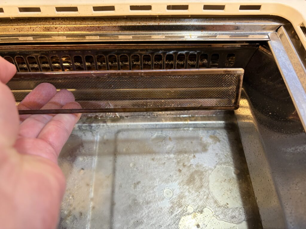 GLANP.超少煙　鶏肉を焼いたあとの片付け